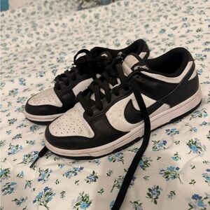 Nike Panda Dunks Size 7.5